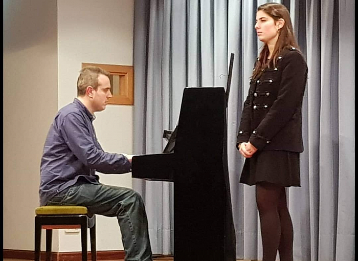 Concierto en el colegio Nazaret de Oviedo (Asturias).